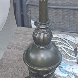 Elegant Bronze Table Lamp